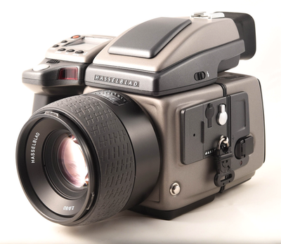 Hasselblad H2 フィルムカメラ　本体のみ Hasselblad H2 body with HC 2.8/80, HV 90x finder and HM1632 film