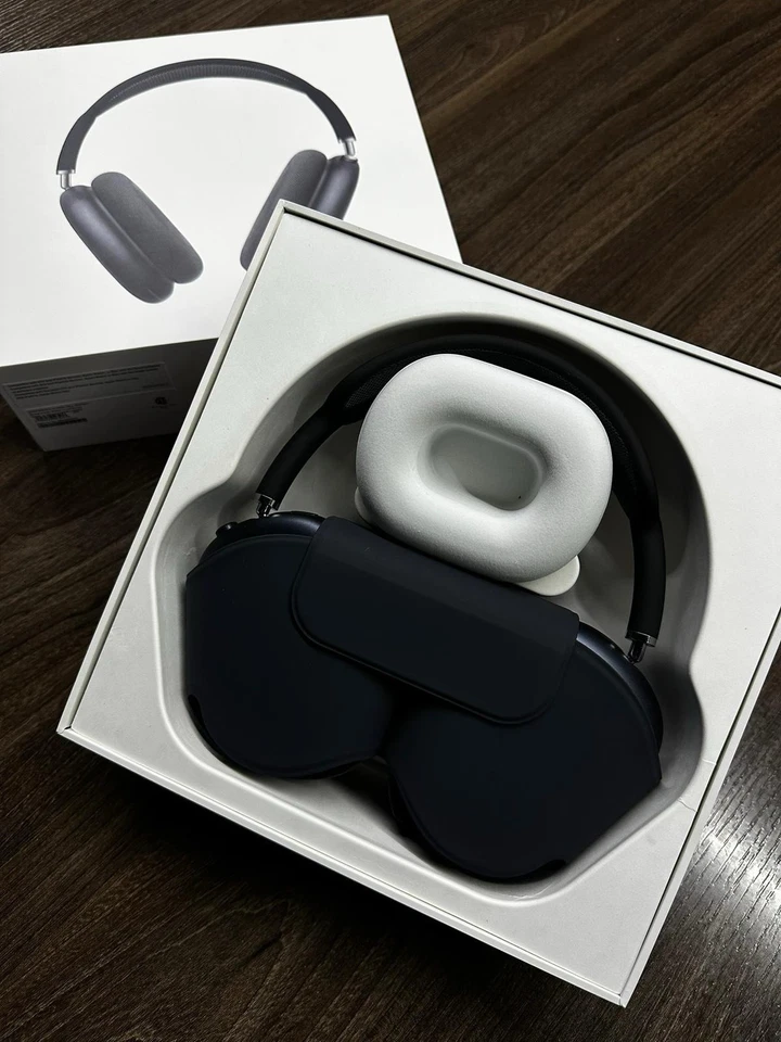 Apple AirPods Max 2a Generazione Cuffie Bluetooth OverEar USB-C Starlight MWW53 - Immagine 3 di 3
