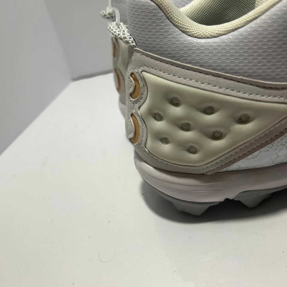 Botines de béisbol Under Armour Harper 8 Mid RM 3026592-100 para hombre 13 zapatos blancos Foto 4 de 4