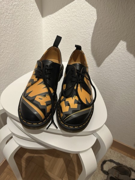 dr martens 43