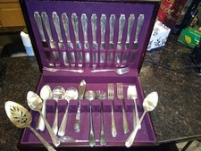 Reed & Barton Victorian Antique US Silver-Plated Platters & Trays