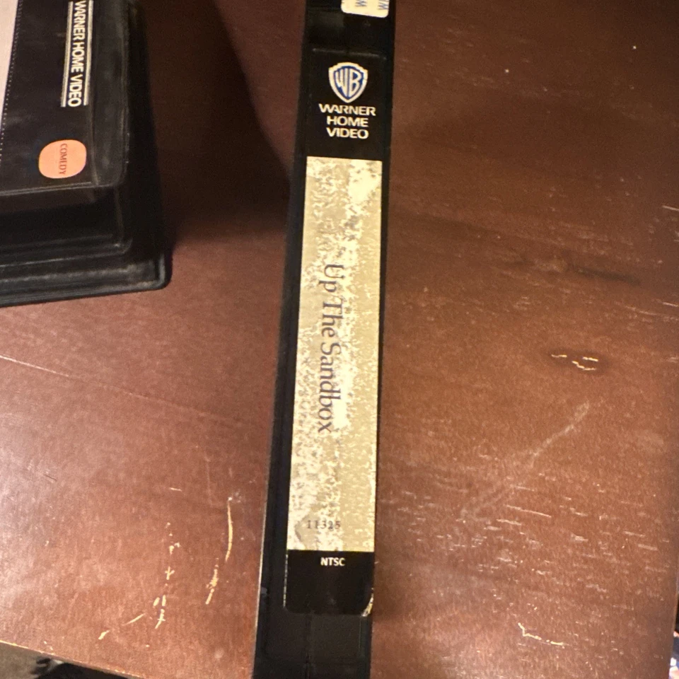 Up the Sandbox (VHS, 1988) Foto 4 de 4