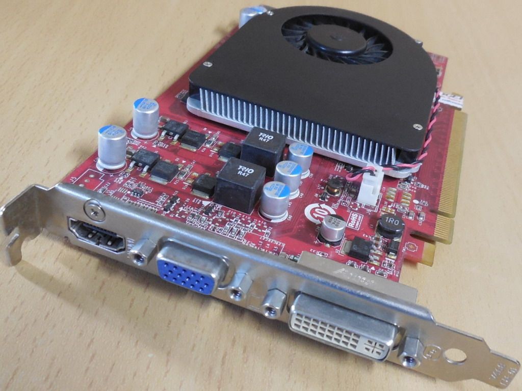MSI GeForce GT 240 MS-V207 Ver1.0 PCIe Grafikkarte 512MB GDDR5 DVI VGA HDMI*g744