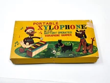 PORTABLE XYLOPHONE 444 Tin Toy Battery Operated Vibrating WORKS! 1940's - 50s