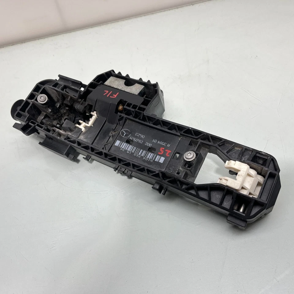 Mecanismo de bloqueo de puerta delantero izquierdo mercedes-benz e350 w212 2010-2013 a2047601534 Foto 4 de 4