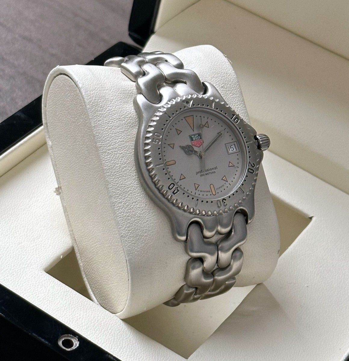 イ*ジ様 TAG HEUER S/EL シリーズ　WG1112-KO Tag Heuer Professional WG1112-KO – Emerald Coast Jewelers