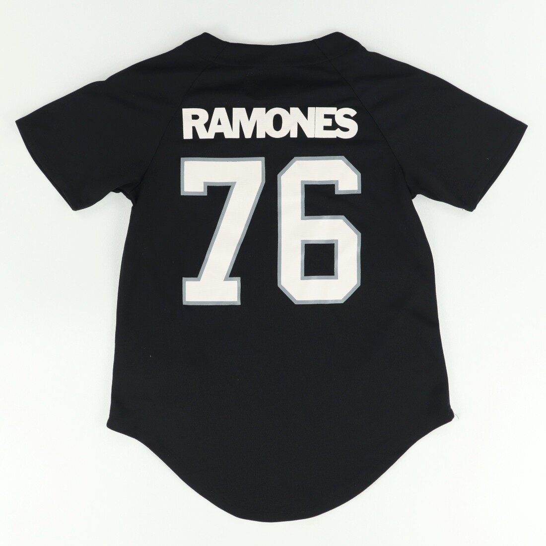 Ramones 2016 Baseball Solid V-Neck Basic Black Wo… - image 4