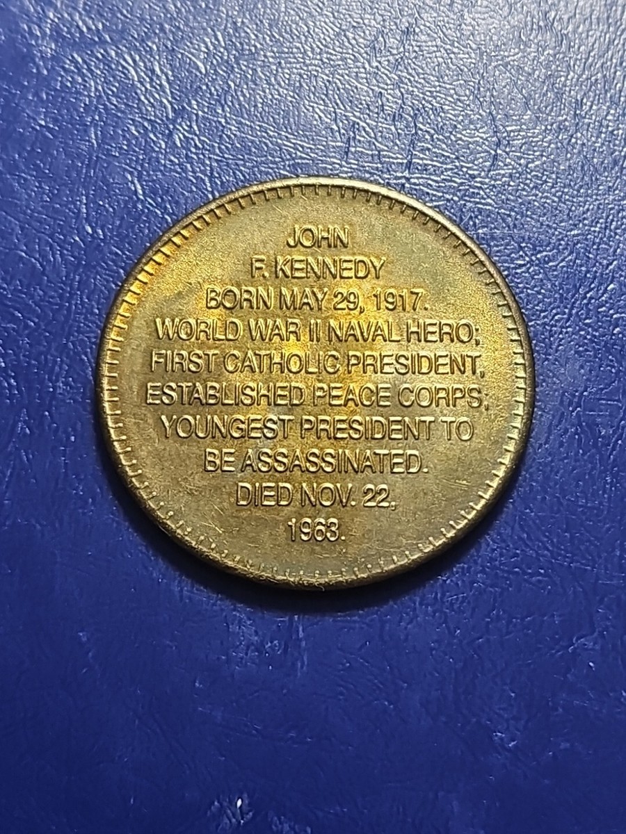 1961 1963 John F. Kennedy 35th President Large 32mm Size Token