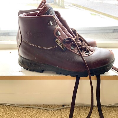 Vasque Gore-Tex Women s Vintage Skywalk Sundowner hiking boots