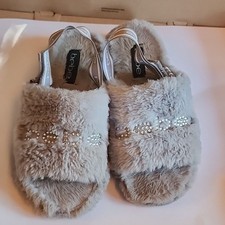 Bebe fluffy grey slippers women s size 7