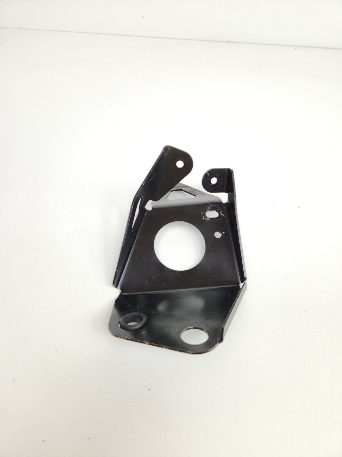 2015-2016 MCLAREN 650S SPIDER REAR RIGHT PASSENGER SIDE BRACKET MOUNT SUPPORT 