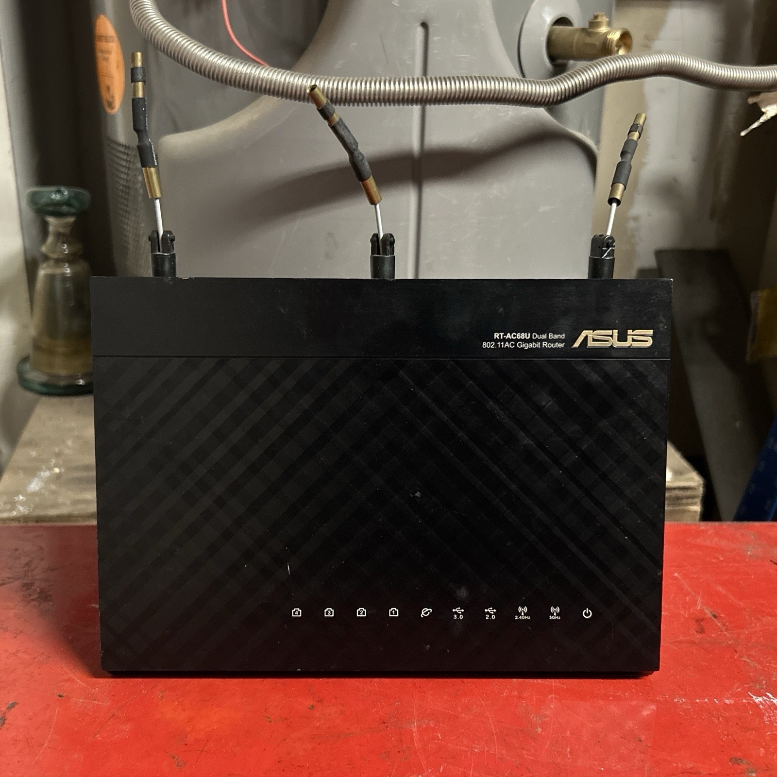 ASUS RT-AC68U Wireless Dual Band 802.11 Gigabit Wi-Fi Router