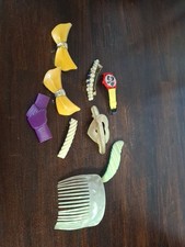 Lot of vintage hair barrettes