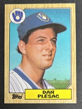 1987 Topps Dan Plesac Baseball Rookie Card RC #279 Brewers Pitcher Poor Red Dots. rookie card picture
