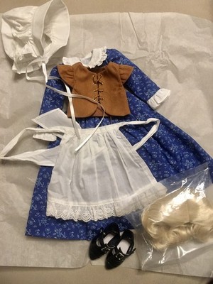 Ruby red Fashion Friends Outfit von limitierter Puppe Pilgrim Constance