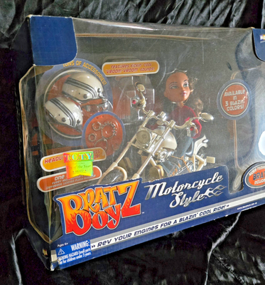 Vintage Bratz Motorcycle Yasmin 2004 💋 Pearl White Accessories