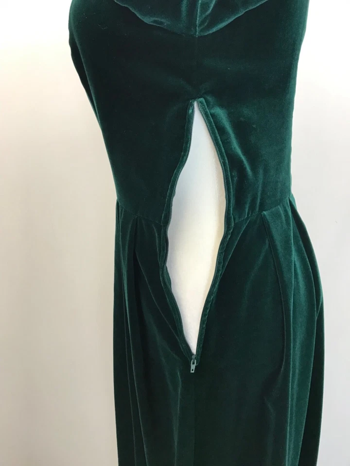 Vintage Laura Ashley Velvet Dress - Size 8 Emerald Green Sweetheart Neck 50s - Image 4 of 4