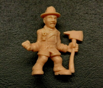 Jakks Pacific SLUG S.L.U.G. Zombies Mini Figure - Series 2 Blazin' Basel