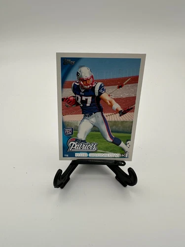 2010 Topps Rob Gronkowski Ball in Right Arm #148 Rookie RC