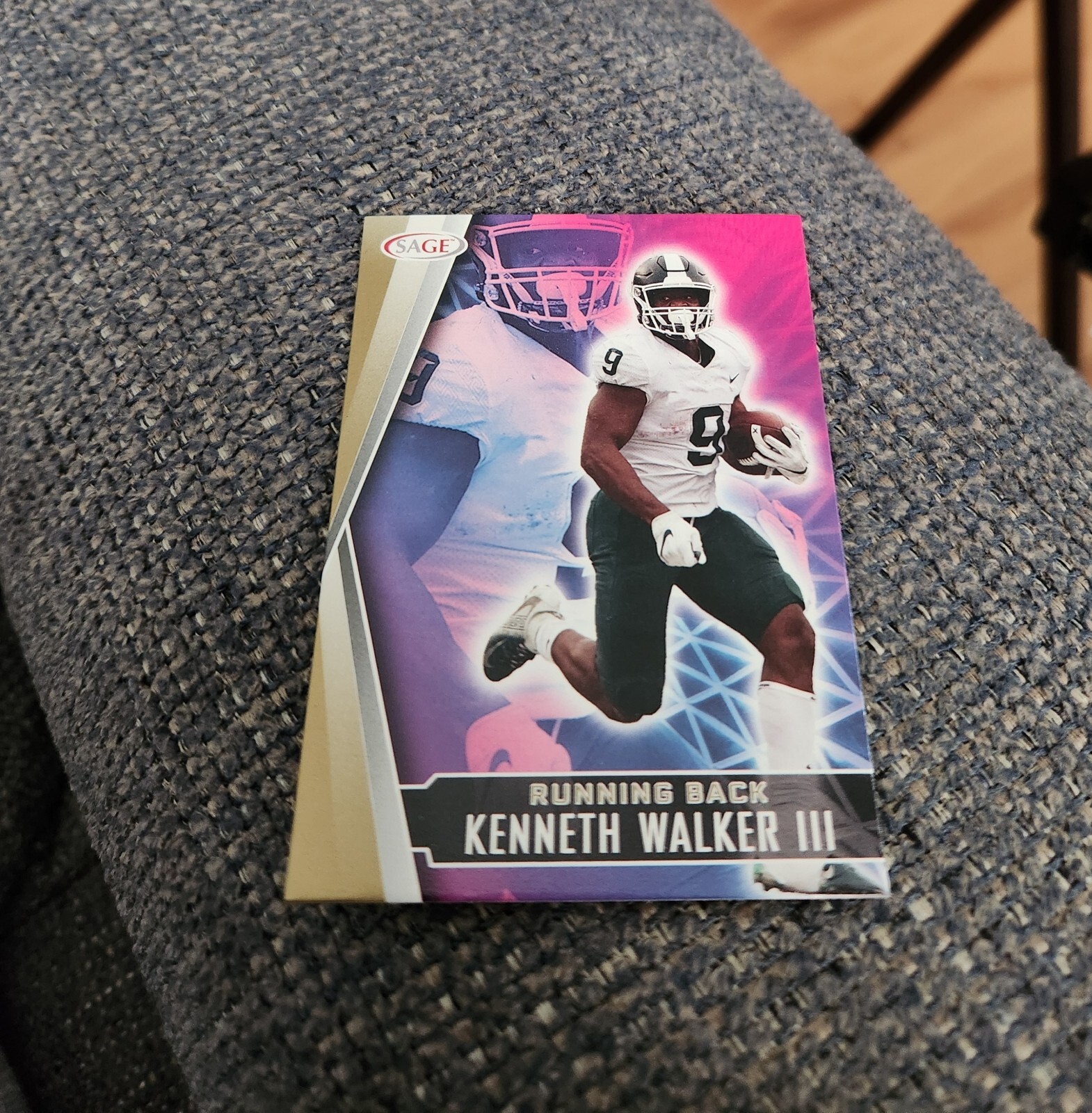 Kenneth Walker III Sage Low Series #32 Gold