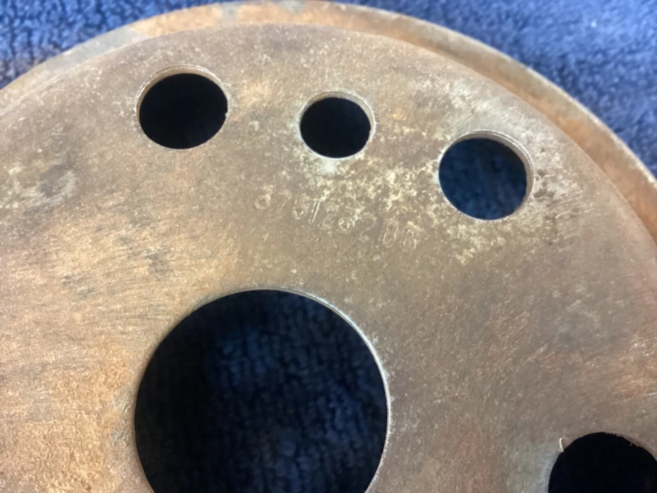 Polea cigüeñal Chevy bloque pequeño BONITA 283 327 Corvette Camaro Chevelle Nova Foto 3 de 4