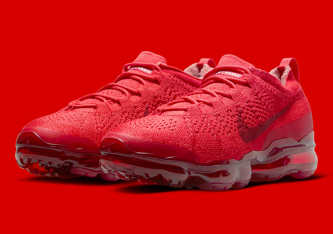 Nike Air Vapormax 2023 FK Flyknit Triple Track Mystic Red Nike Air Vapormax 2023 FK Flyknit Triple Track Mystic Red