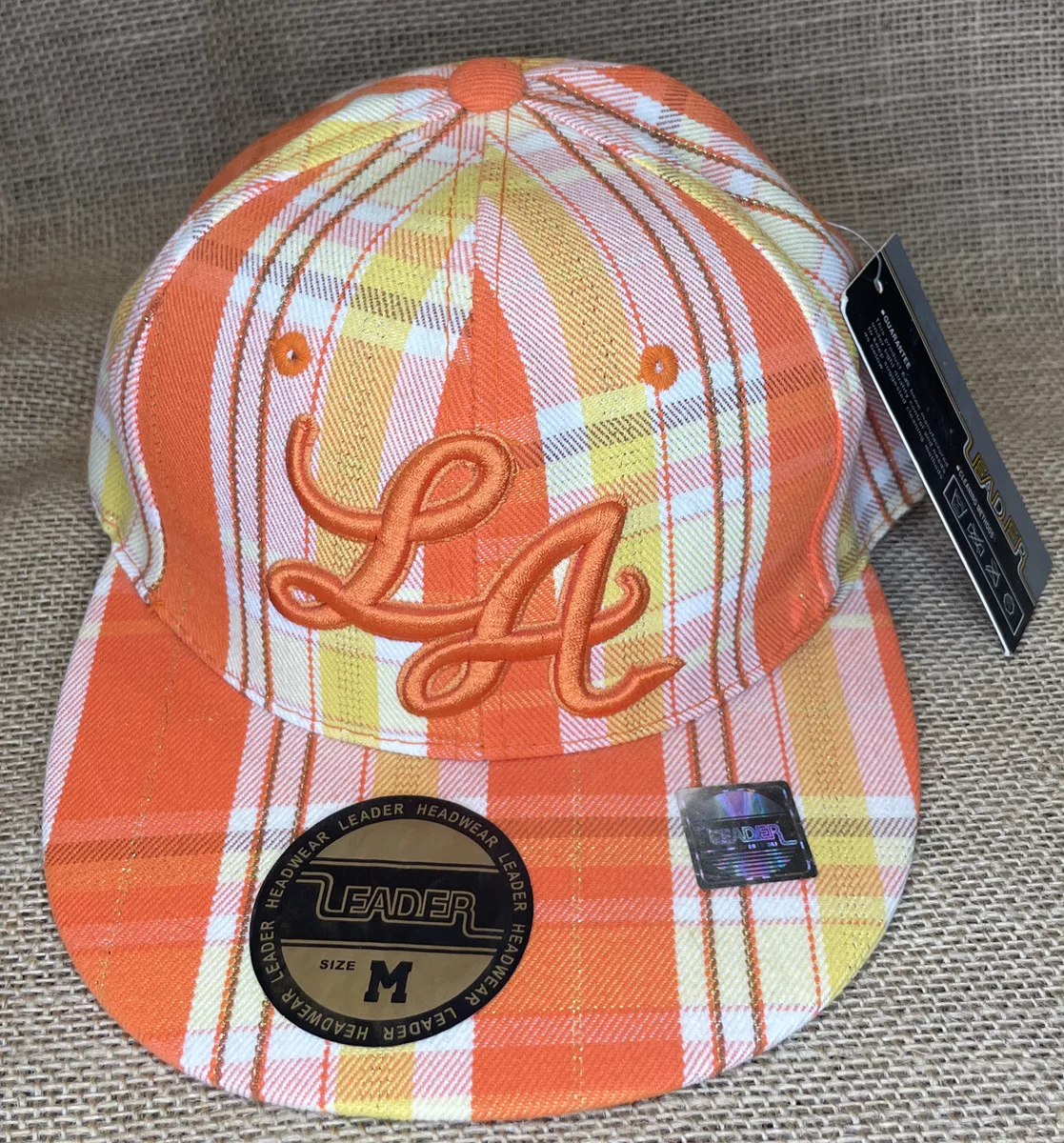 La flat cheap brim hat