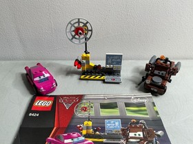 Lego Cars Mater's Spy Zone 8424 PRE-BUILT