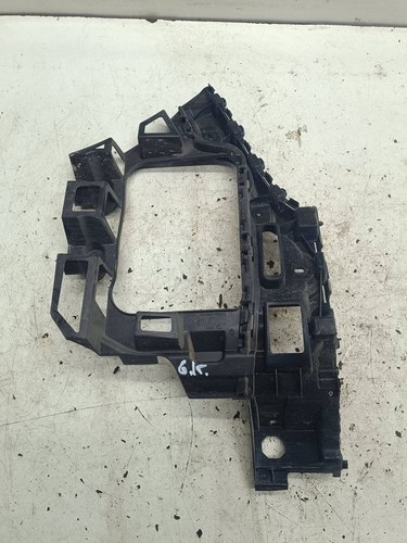 Volkswagen Touareg II 2012 Links Halterung Stoßstange Stoßfänger hinten