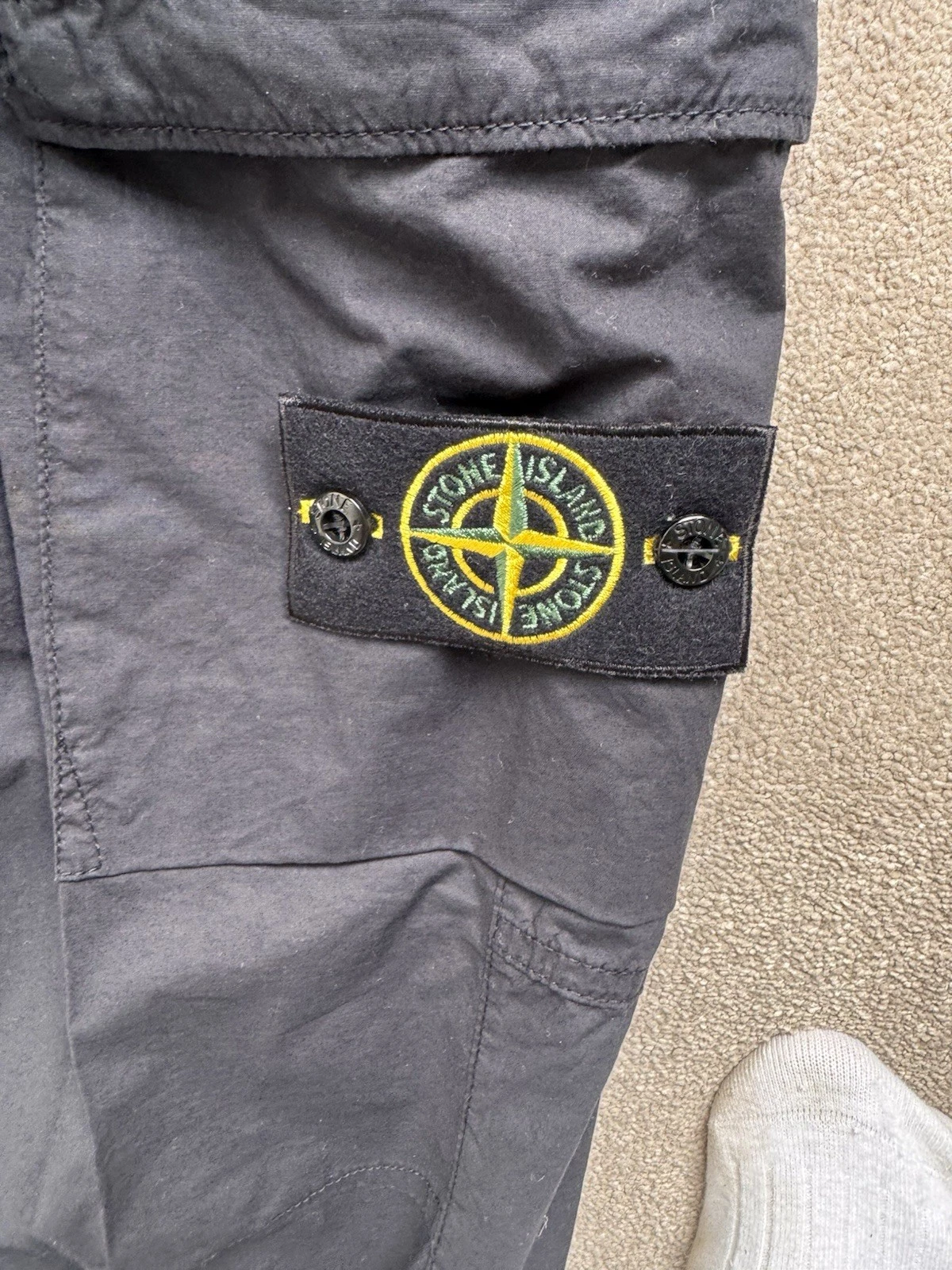 Pantalone cargo Stone Island cotone elasticizzato tela navy 32” vita nuovo con etichette autentico