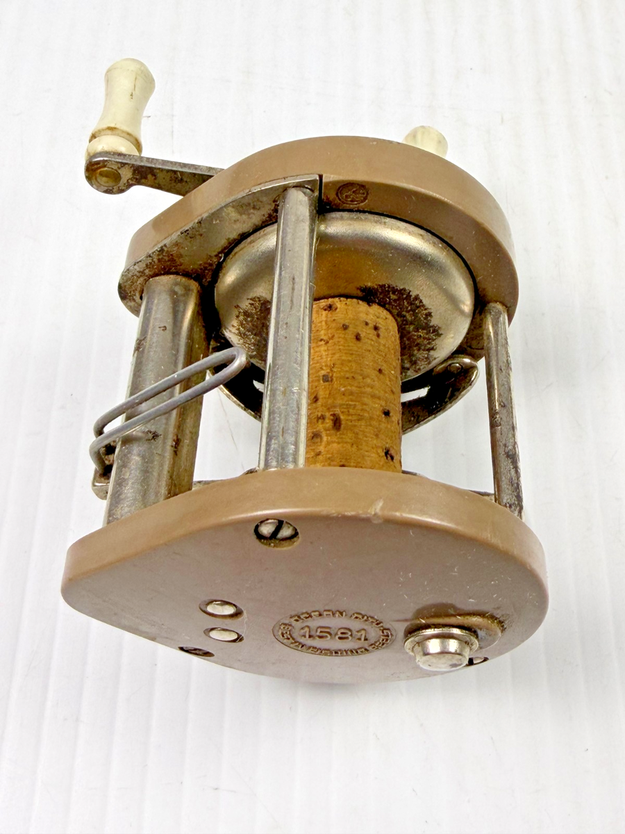 Moulinet De Pêche Vintage Ocean City N°1581 – Fabriqué à Philadelphie, USA