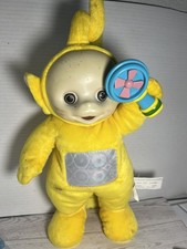 Teletubbies Laa Laa Talking Interactive Plush Works plays music lights up