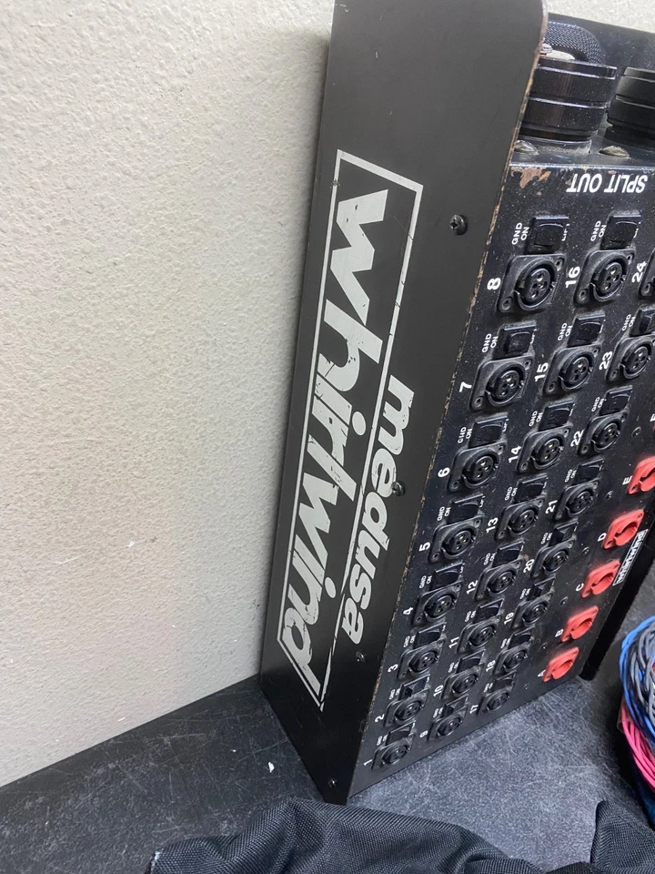 Divisor Whirlwind Concert Series 32, usado en buen estado, ver detalles. Foto 3 de 4