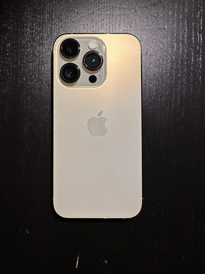  iphone 14 pro 256gb ORO - Batteria 100% - COME NUOVO - Nessun graffio  - Immagine 2 di 4