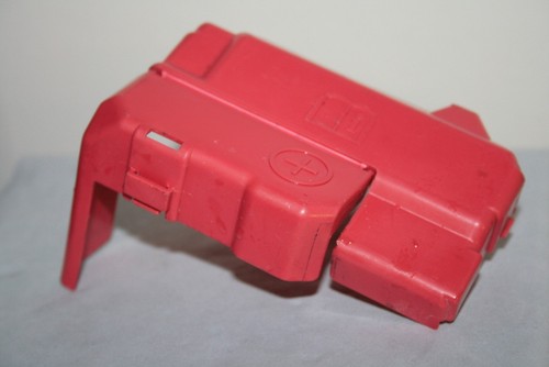 Honda CRZ CRV BRV Fit positive terminal battery main 100A 70A fuse 38210-TK6-003
