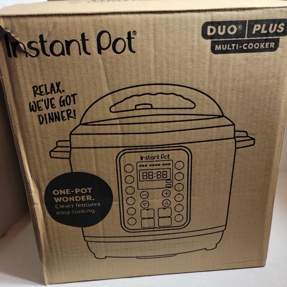 Instant Pot IP-DUO Plus60 9-9 in-1 Pressure Cooker