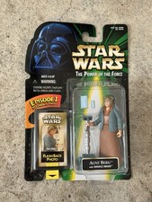 1998 Star Wars Aunt Beru Power of the Force Flashback Action Figure     Sealed