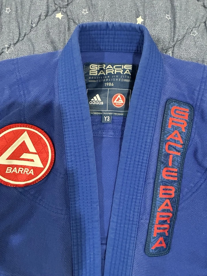 Chaqueta Adidas Azul Rojo Rayas Gracie Barra Equipe Jiu Jitsu Gi Niño Niña Talla Y3 Foto 2 de 4