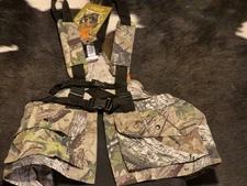 FieldLine Run&Gun Hunting Strap Vest w/Cushion Seat Pockets Storage Adjustable 