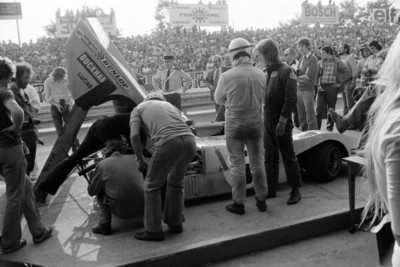 Alain de Cadenet Chris Craft Duckhams LM Lola T280 - Ford Co - 1973 4x6 Foto