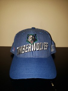 logo athletic snapback