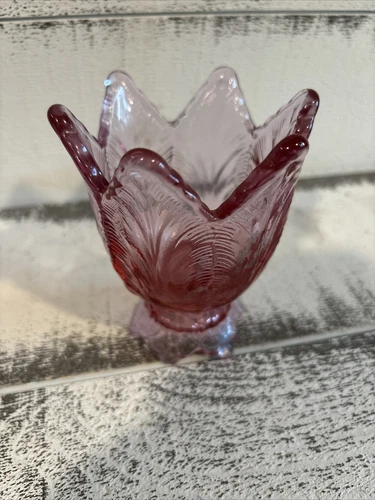 Vintage Fenton Art Glass Tulip Shape Pink Two Way Votive/Candle Holder. EUC