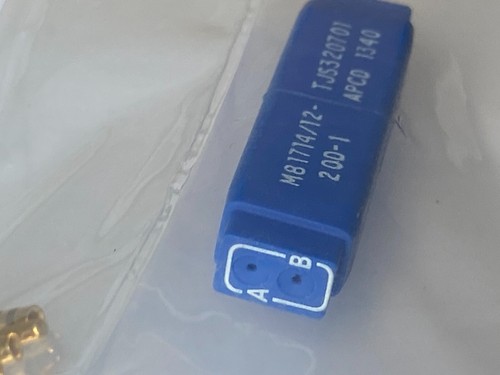 Mil Spec Amphenol m81714-12-20D-1 Terminal Junction Splice Set, Quick Disconnect - Picture 4 of 5