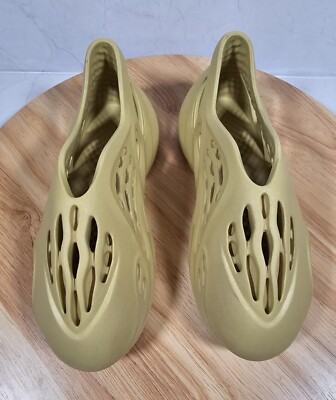 Adidas Yeezy Foam Runner Kids Sz 13K Sulfur Shoes | eBay