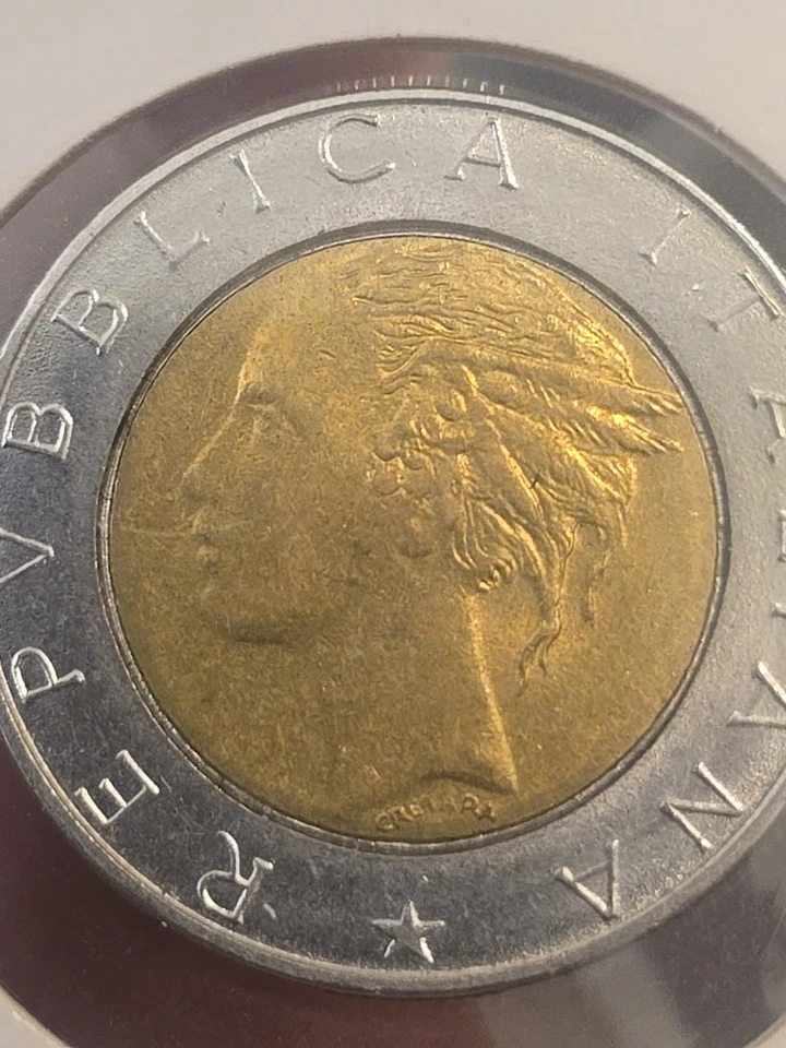 未流通 500 Lire 1988 R Off-Center Strike。   错误硬币 — 第 3/4 张图片