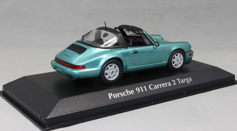 Minichamps Maxichamps Porsche 911 964 Carrera 2 Targa Green Met 1991 940061364 - Image 2 of 3