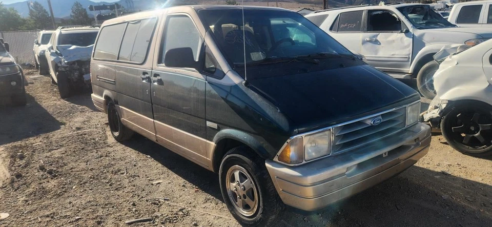 AEROSTAR  1995 Door Trim Panel Rear 30258034 Foto 4 de 4