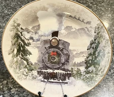 Pottery Barn Nostalgic Santa Winter Forest Train, Christmas Tree 2 Dinner Plates