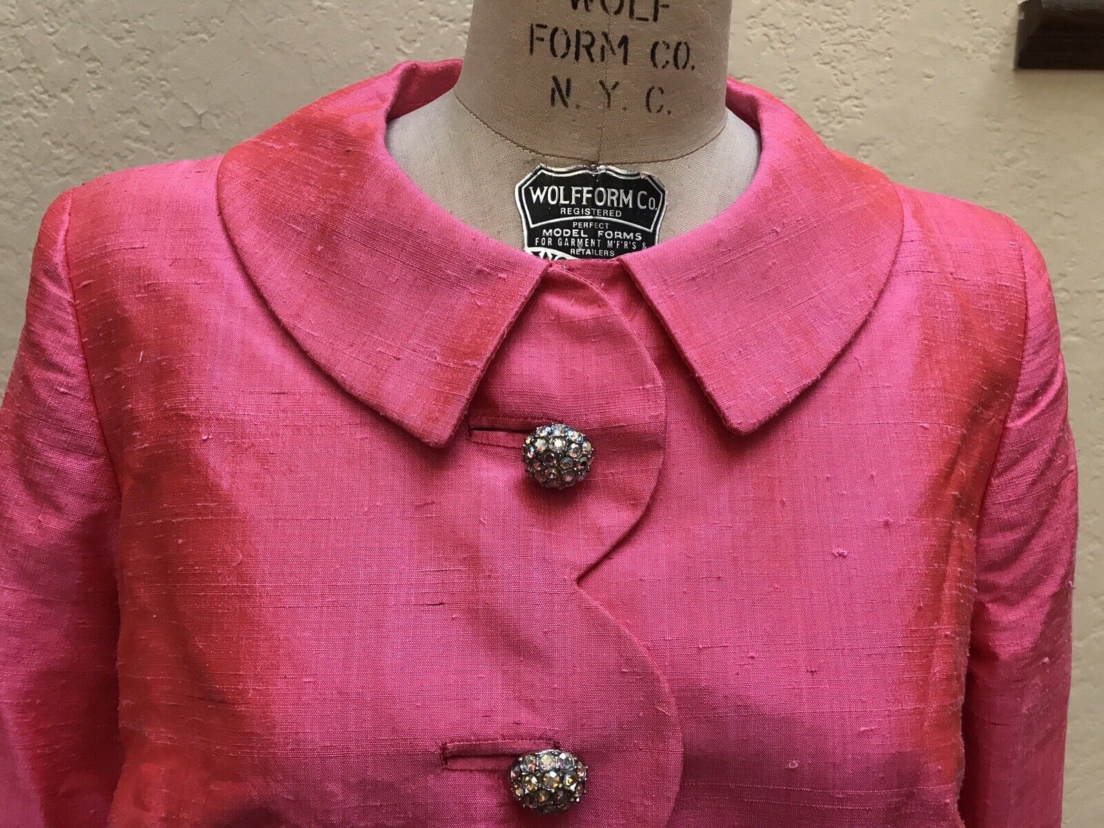 VTG 1960’s Hot Pink Shantung Silk Skirt Suit Larg… - image 3