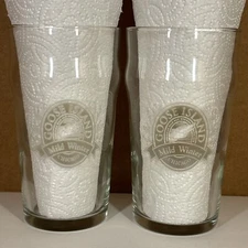 2 Goose Island Beer Glasses Vintage Chicago Brewery Promotion 12 Oz Silver Logo